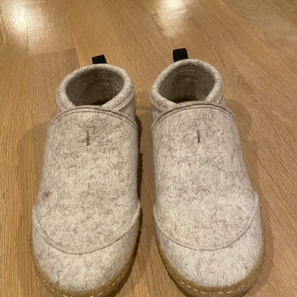 Kyrgies Tengries Walkabouts